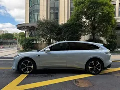 2024 Nio ET5T 75kWh Touring, синий — фото 4