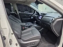 2022 Nissan X-Trail 2.0L 2WD Premium, белый — фото 18