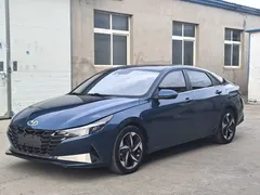 2022 Hyundai Elantra 1.5L CVT LUX Premium, синий — фото 1