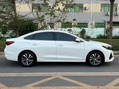 2022 Changan Eado PLUS 1.4T GDI DCT Premium, белый — фото 8