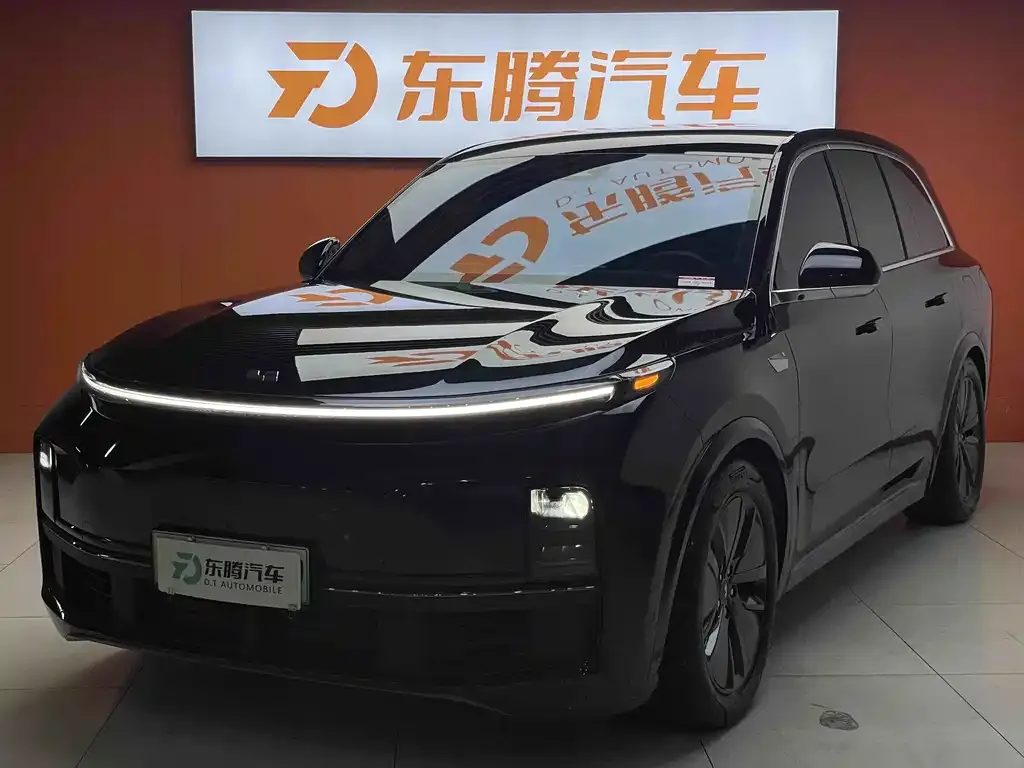 2024 Li Auto L8