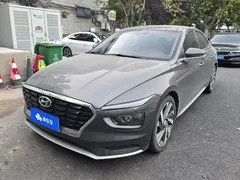 2021 Hyundai Mistra 1.8L CVT LUX Premium — фото 1