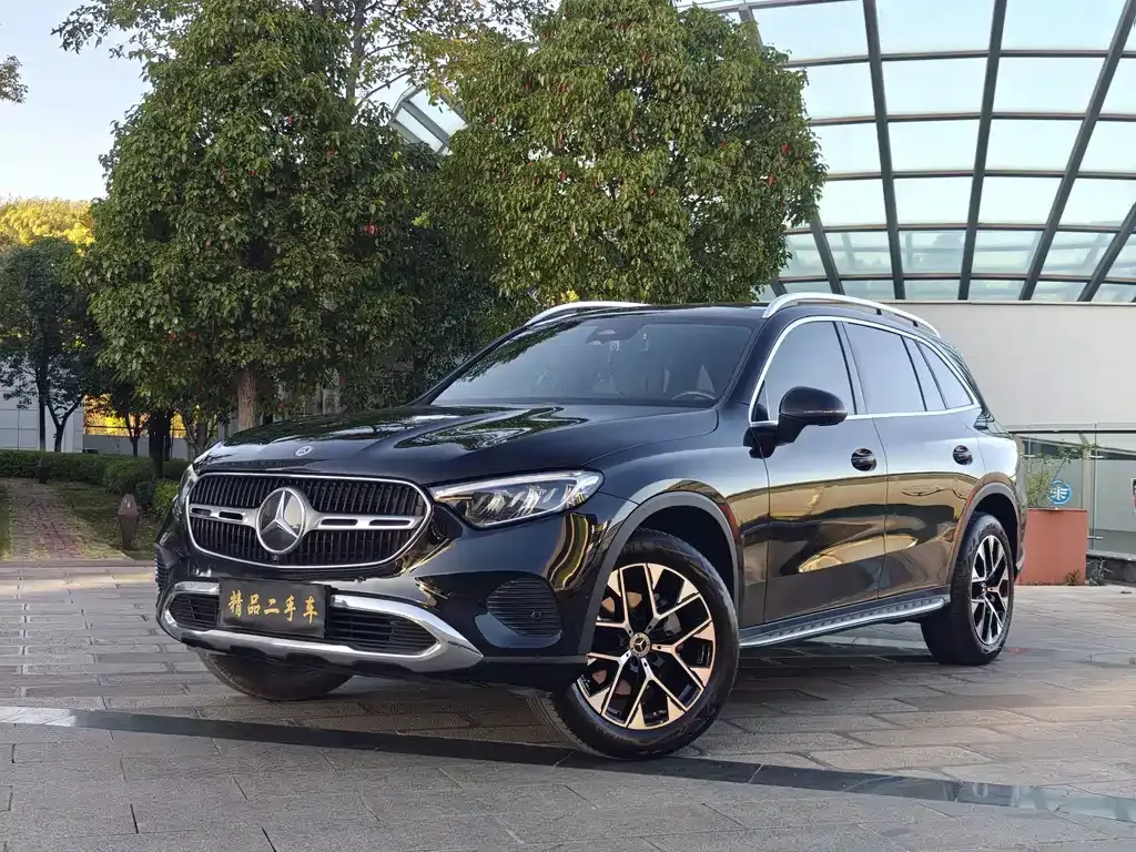 2023 Mercedes-Benz GLC 260 L 4MATIC Dynamic 5-Seat
