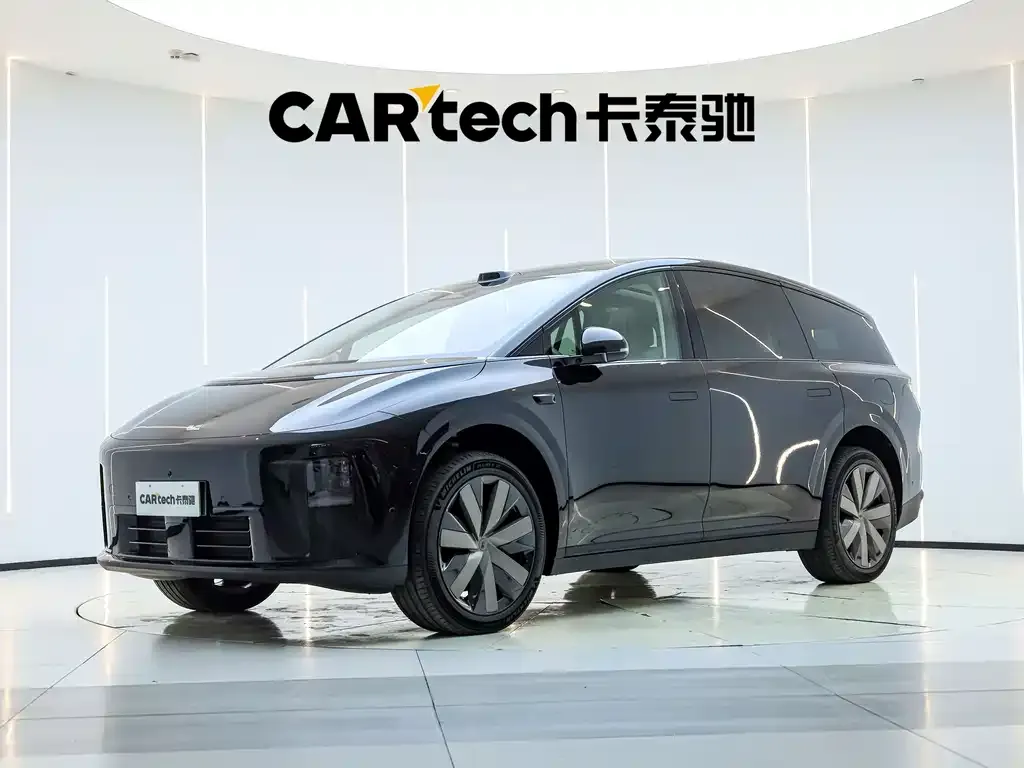 2025 Li Auto i8 Standard