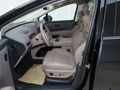 2025 Li Auto i8 Standard, чёрный — фото 13