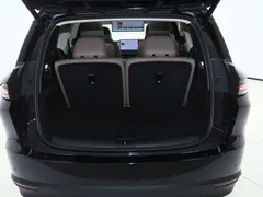 2025 Li Auto i8 Standard, чёрный — фото 14
