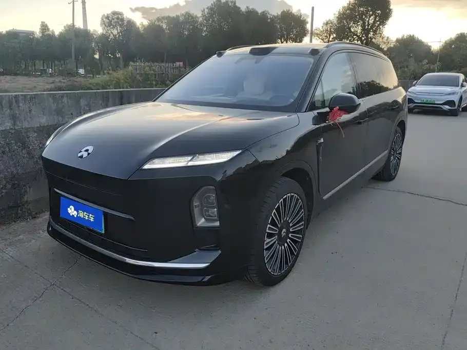 2026 Nio ES8 6-seat Executive Luxury