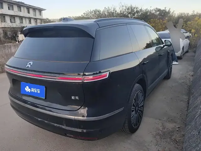 2026 Nio ES8 6-seat Executive Luxury