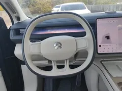 2026 Nio ES8 6-seat Executive Luxury, чёрный — фото 15