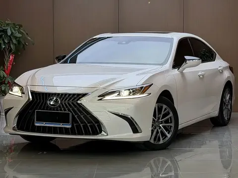 2022 Lexus ES 200 Excellence