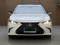 2022 Lexus ES 200 Excellence, белый — фото 2