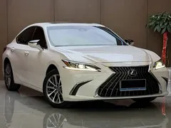 2022 Lexus ES 200 Excellence, белый — фото 3