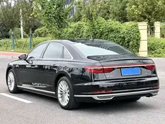 2022 Audi A8L 50 TFSI quattro Comfort Collector's Edition, чёрный — фото 6