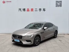 2021 Volvo S60 T4 Luxury — фото 1