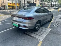 2024 BYD Qin PLUS DM-i PHEV 55km Honor Excellence — фото 5