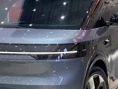 2025 Zeekr Mix Smart Driving — фото 3
