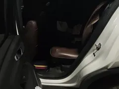 2021 Volvo XC40 T3 Luxury, белый — фото 11
