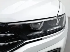 2022 Volkswagen T-Roc 280TSI DSG 2WD Elite Plus, белый — фото 7