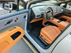 2025 Li Auto i8 Standard — фото 16