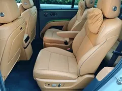 2025 Li Auto i8 Standard — фото 17