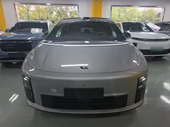 2025 Li Auto i6 2WD Standard — фото 3