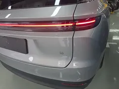 2025 Li Auto i6 2WD Standard — фото 8