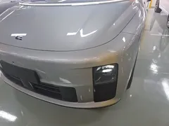 2025 Li Auto i6 2WD Standard — фото 24