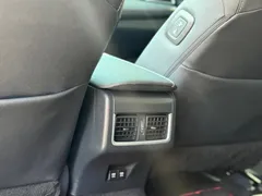 2023 Toyota Camry Hybrid 2.5HS Fashion, белый — фото 14