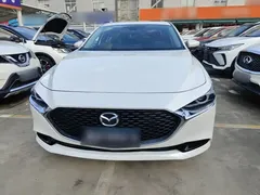 2021 Mazda 3 2.0L AT, белый — фото 3