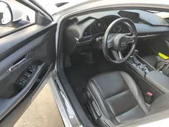2021 Mazda 3 2.0L AT, белый — фото 16