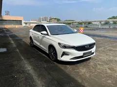 2022 Geely Emgrand 1.5L CVT Elite 4th Gen, белый — фото 3