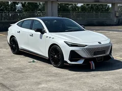 2022 Changan UNI-V 1.5T Sport, белый — фото 3