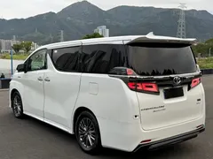 2021 Toyota Vellfire 2.5L Hybrid HV Ultimate, белый — фото 9