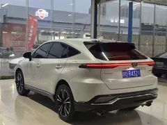 2022 Toyota Venza 2.0L CVT 2WD Premium, белый — фото 15