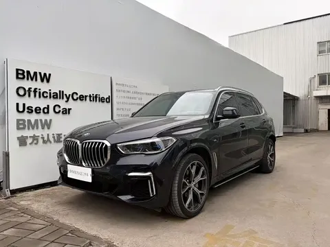 2022 BMW X5 40Li M Sport Package