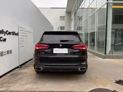 2022 BMW X5 40Li M Sport Package, чёрный — фото 4