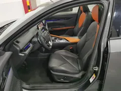 2022 Changan UNI-V 1.5T Premium — фото 10