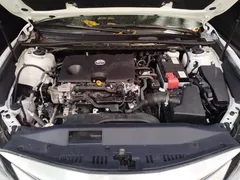 2021 Toyota Camry 2.0G Luxury, белый — фото 10