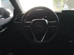2021 Toyota Camry 2.0G Luxury, белый — фото 15
