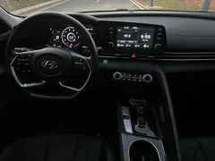 2021 Hyundai Elantra 1.5L CVT GLX Elite — фото 10