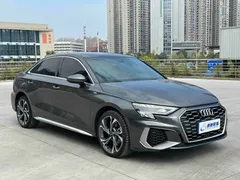 2023 Audi A3L Limousine 35 TFSI Luxury Sport — фото 3
