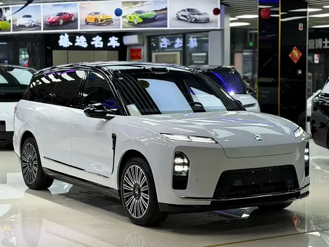 2026 Nio ES8 6-seat Executive Luxury