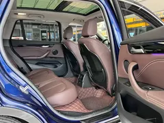2021 BMW X1 Premium, синий — фото 13