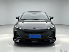 2023 Changan UNI-V 1.5T Sport — фото 2