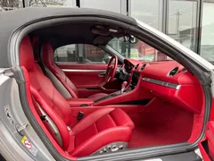 2022 Porsche 718 Boxster 2.0T — фото 10
