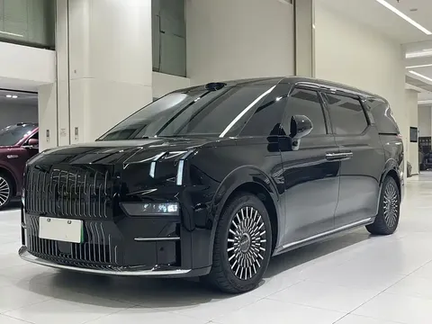 2024 Zeekr 009 6-Seat Executive 4WD 108kWh