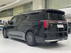 2024 Zeekr 009 6-Seat Executive 4WD 108kWh, чёрный — фото 4