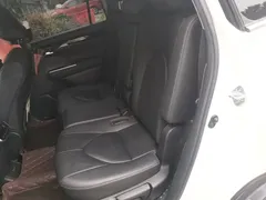 2022 Toyota Highlander Hybrid 2.5L 4WD Premium 7-seat, белый — фото 18