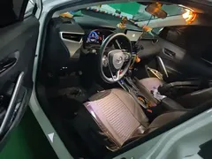 2023 Toyota Frontlander 2.0L Hybrid Leading, белый — фото 17