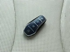2025 BYD Seal 07 1.5L PHEV 125km Luxury, синий — фото 8